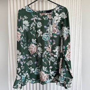 Liz Claiborne Bell Sleeve Top
